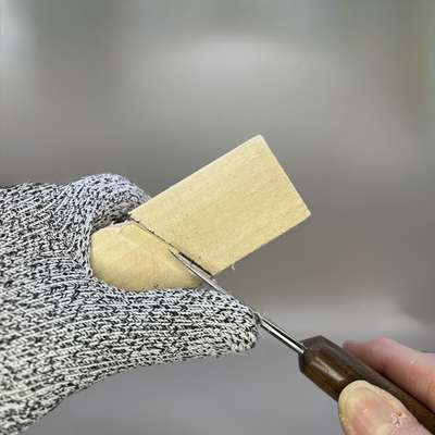 Separating top of wooden Bigfoot