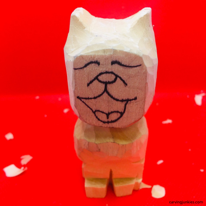 Cat carving legs are split