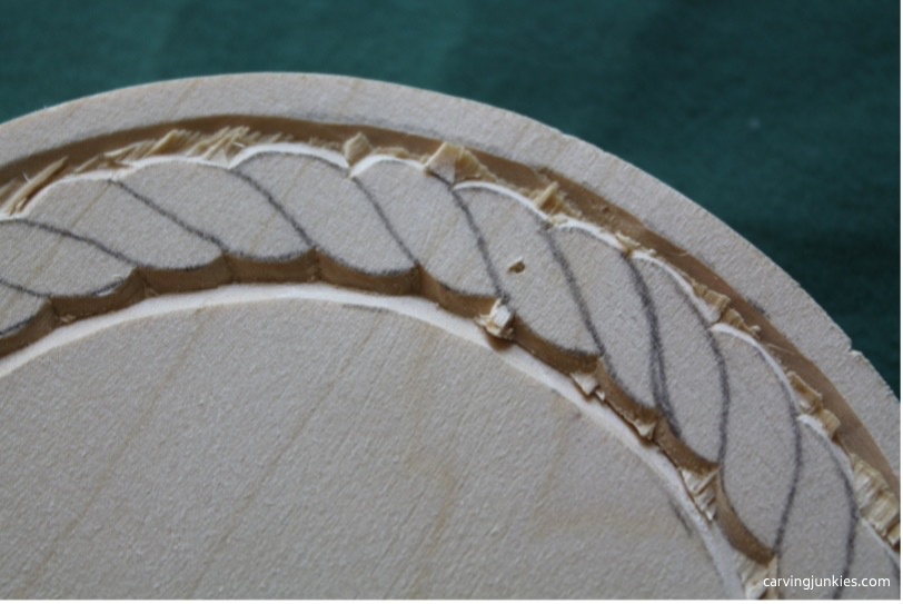 Cleaning up chip carving cuts