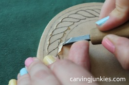 Making chip carving cut