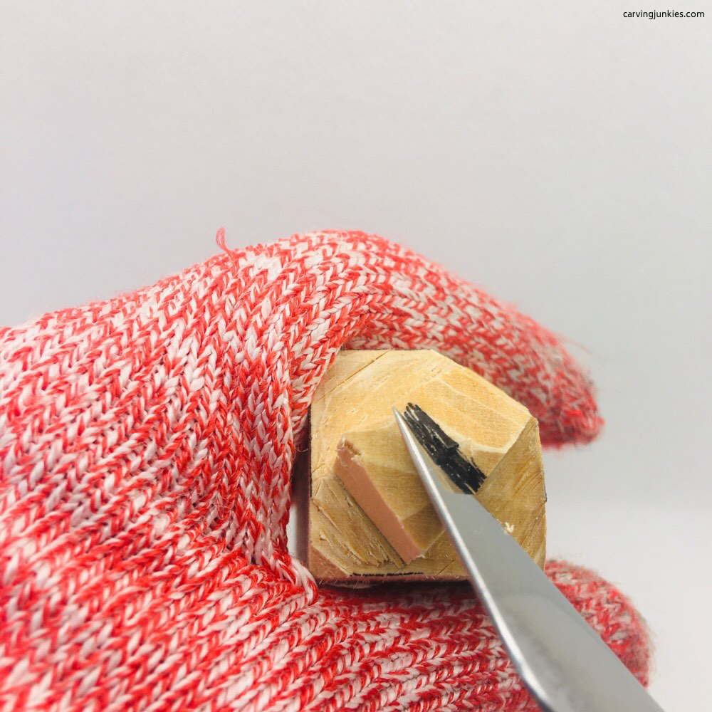 Notching elephant wood carved trunk