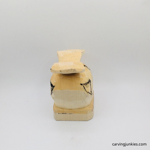 Back view of fins on fish carving