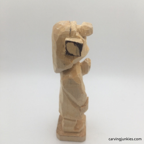 Ear guideline on female wood carving