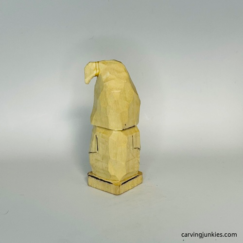 Back details on gnome carving