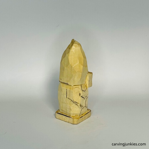 Right view of details on gnome carving