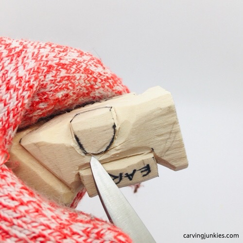Removing wood to create mouse nose