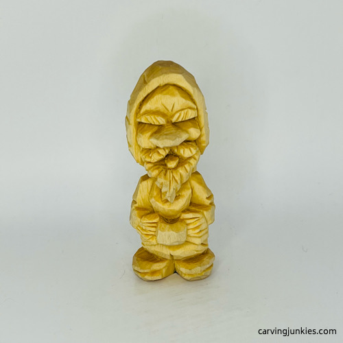 Front of nisse carving prior to painting