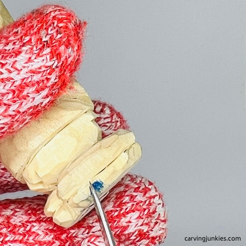 Adding heel to nisse carving