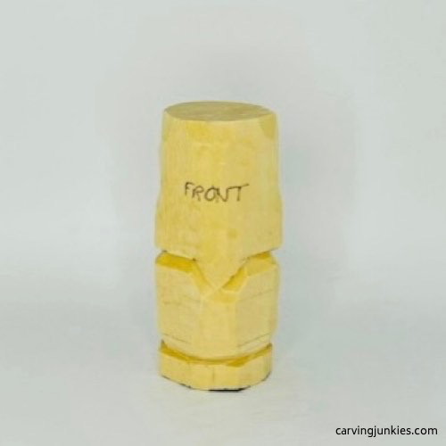 Head and shoes are separated on nisse carving