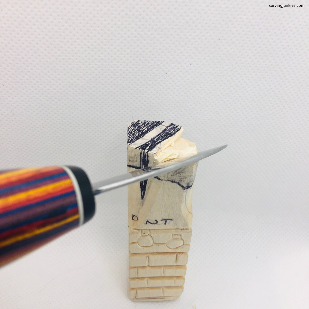 Carving heel of a shoe