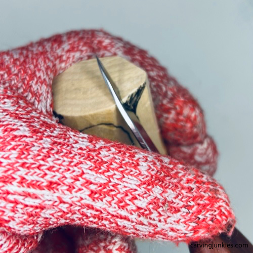 Making V cut on wood carved angel