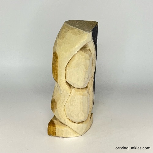 Side view of pea pod wood carving Side progress photo on pea pod wood carving