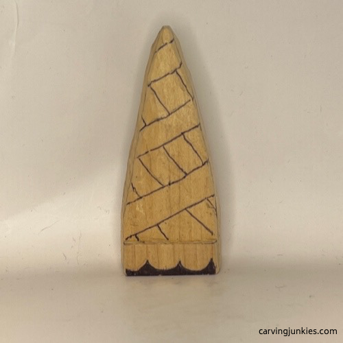 wooden pie carving with lattice